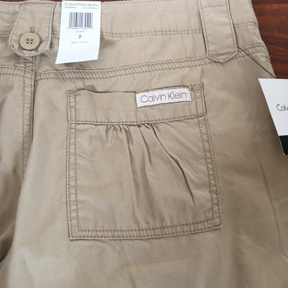 Calvin Klein Bermuda Shorts - Picture 5 of 10